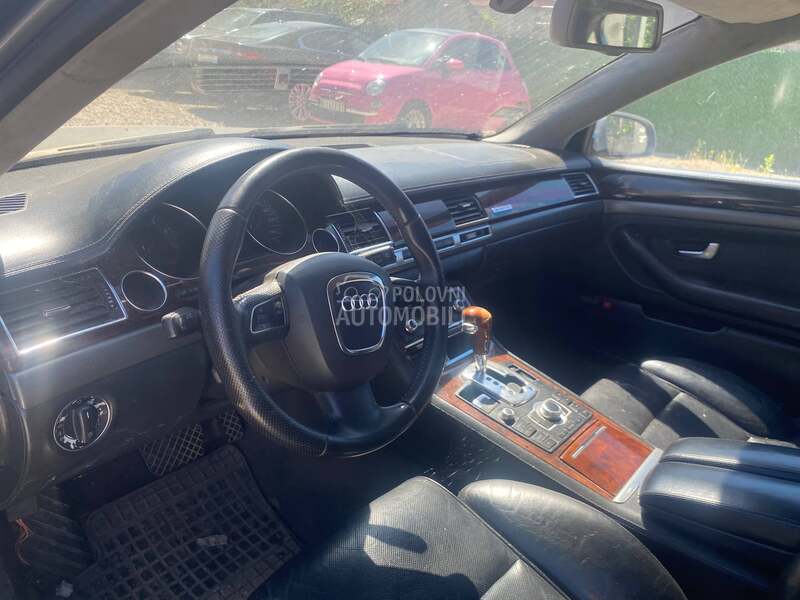 Audi A8 4.2