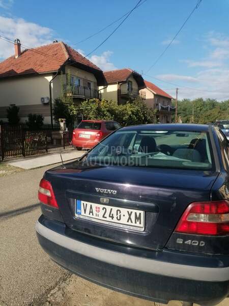 Volvo S40 