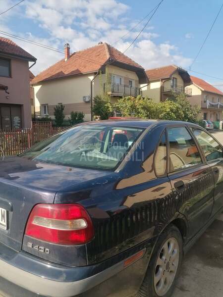 Volvo S40 