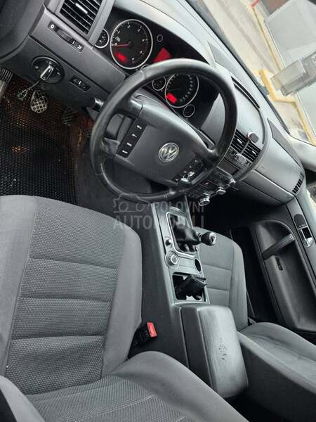 Volkswagen Touareg 2.5 TDI