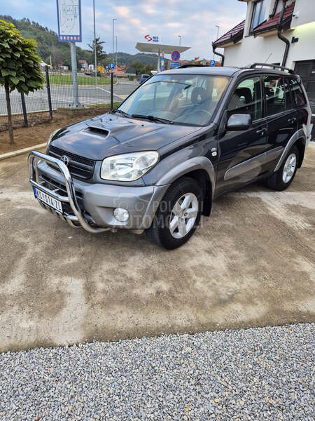 Toyota RAV 4 2.0 d4d