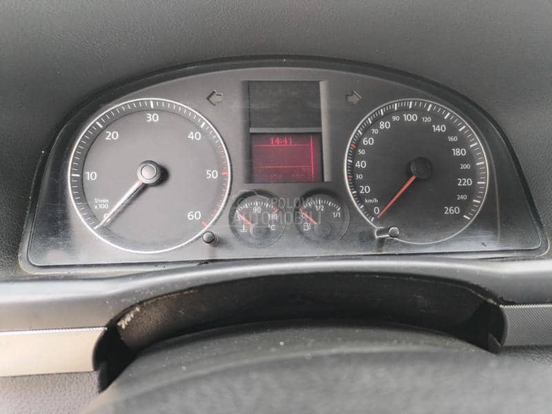 Volkswagen Touran 2.0 tdi