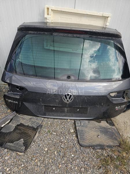 TIGUAN 5NA GEPEK VRATA