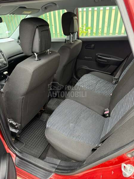 Kia cee`d sw 