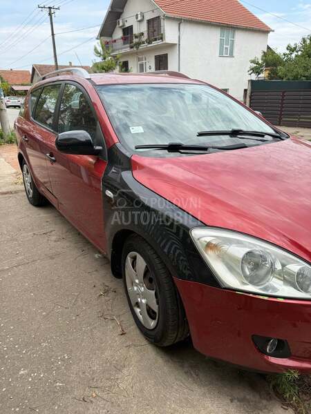 Kia cee`d sw 