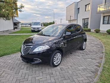 Lancia Ypsilon 0.9 CNG /CH/