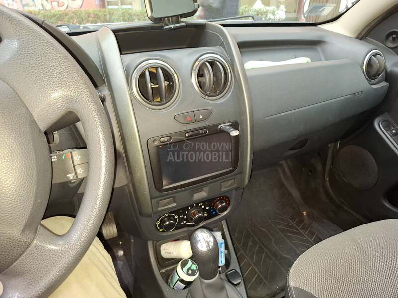 Dacia Duster 1.6