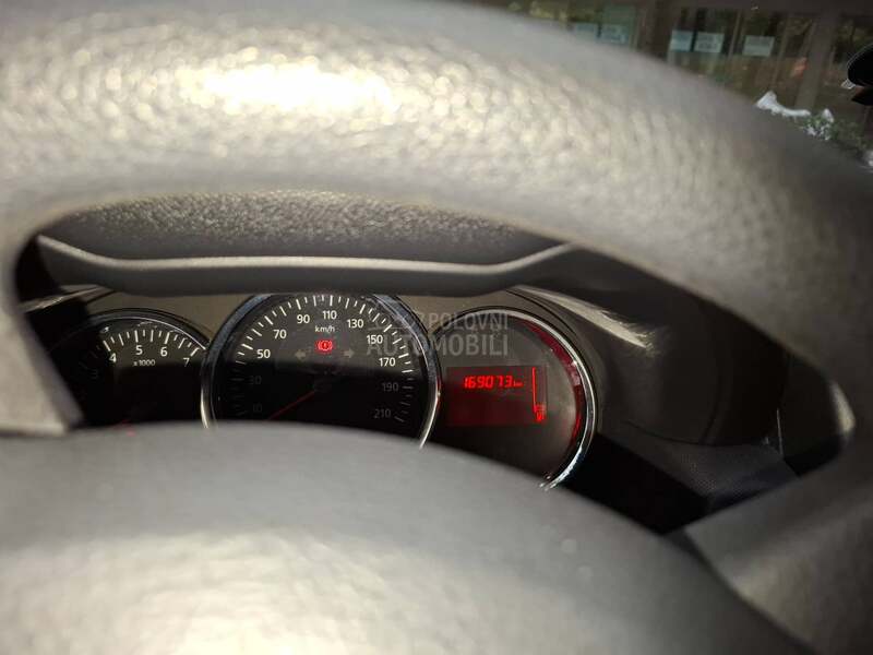 Dacia Duster 1.6