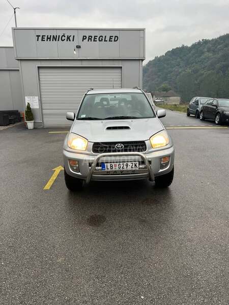 Toyota RAV 4 toyota rav4