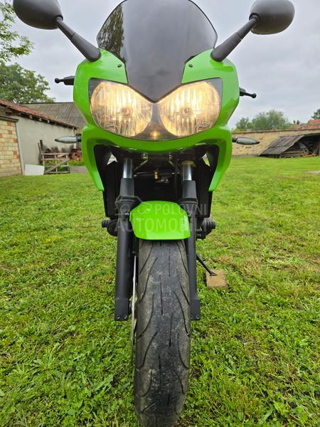 Kawasaki ZRX1200S