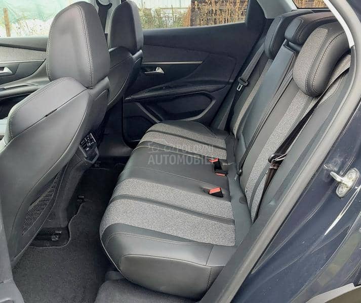 Peugeot 3008 ALLURE
