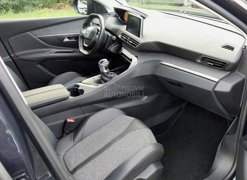 Peugeot 3008 ALLURE