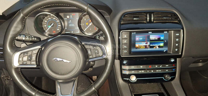 Jaguar F pace 2.0  D Prestige AWD