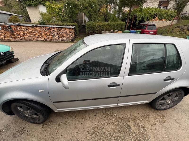 Volkswagen Golf 4 1.6