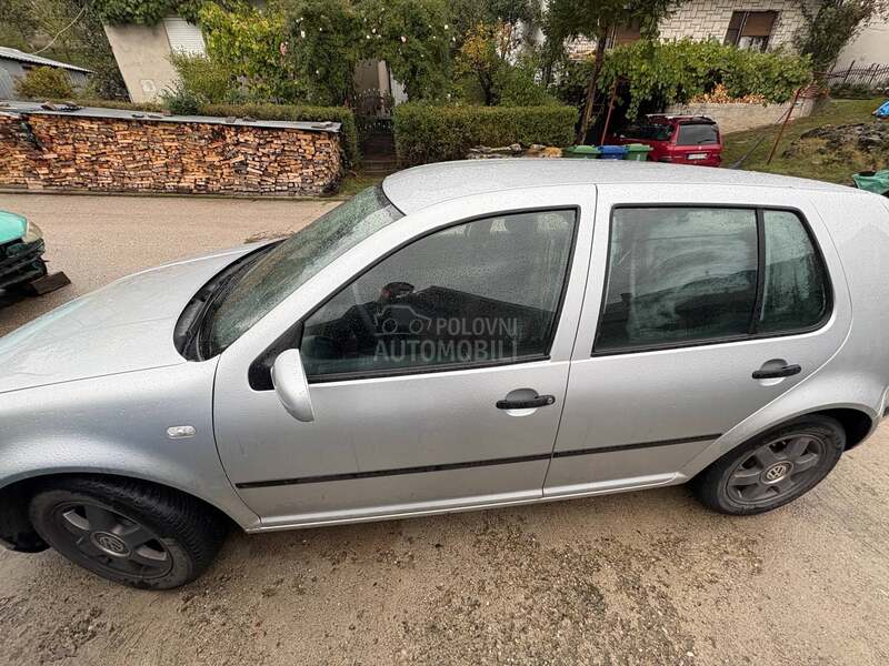 Volkswagen Golf 4 1.6