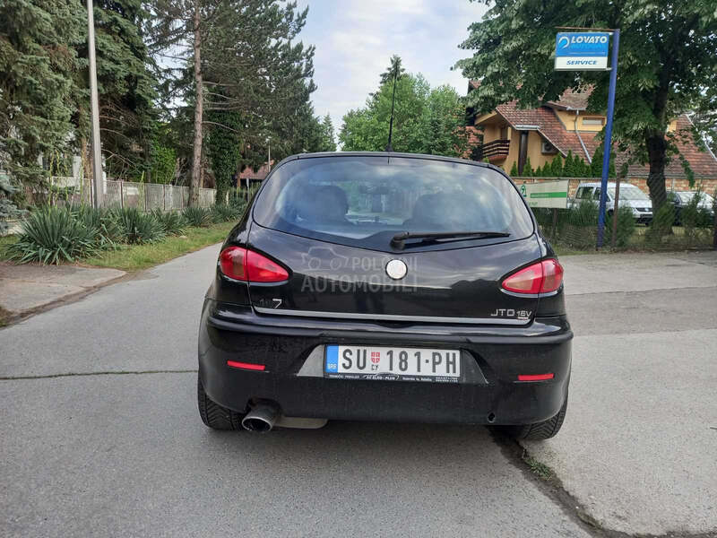 Alfa Romeo 147 