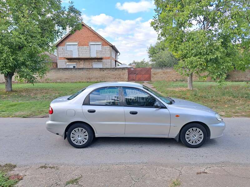 Daewoo Lanos 1.6