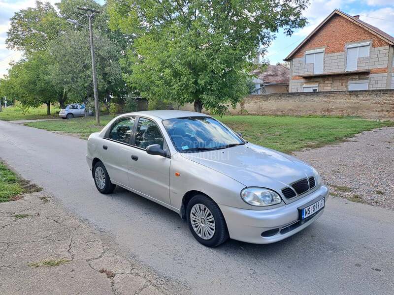 Daewoo Lanos 1.6