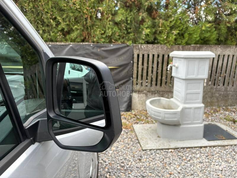 Ford Transit Connect 1.5 TDCI 5 SedistaN1