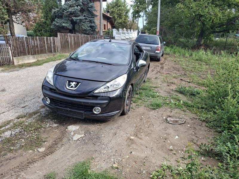 Peugeot 207 2008. god. -  kompletan auto u delovima