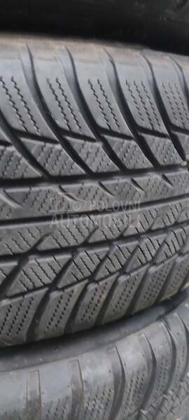 Bridgestone 205/60 R16 Zimska