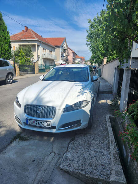 Jaguar XF 