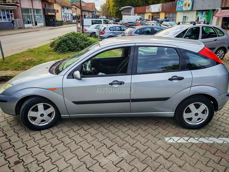 Ford Focus 1,8
