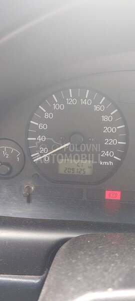 Mitsubishi Carisma 1,9