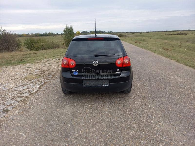 Volkswagen Golf 5 1.6. 8V