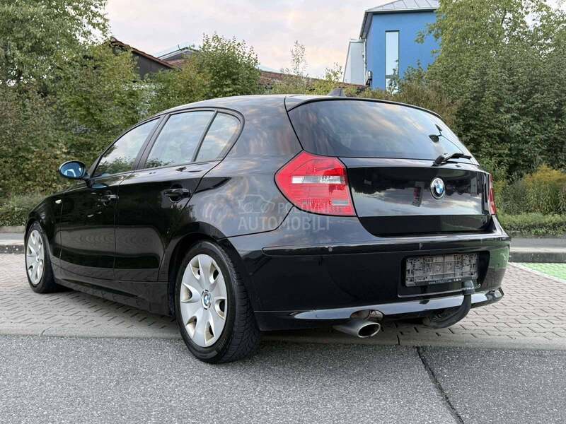 BMW 120 