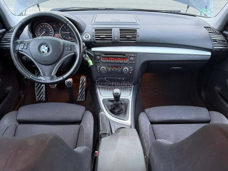 BMW 120 