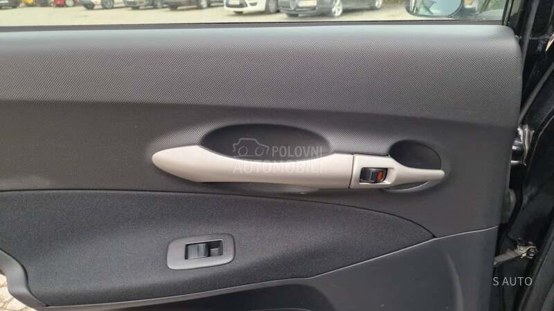 Toyota Auris KREDlTl BEZ UCESCA