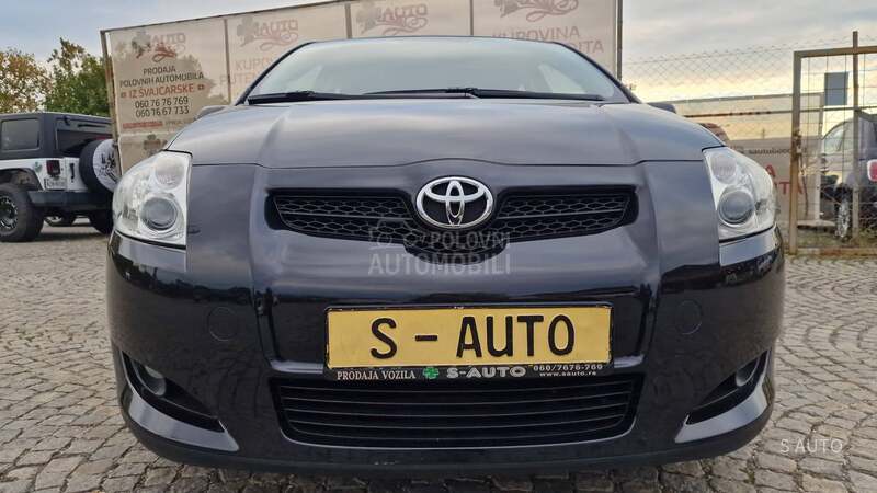 Toyota Auris KREDlTl BEZ UCESCA