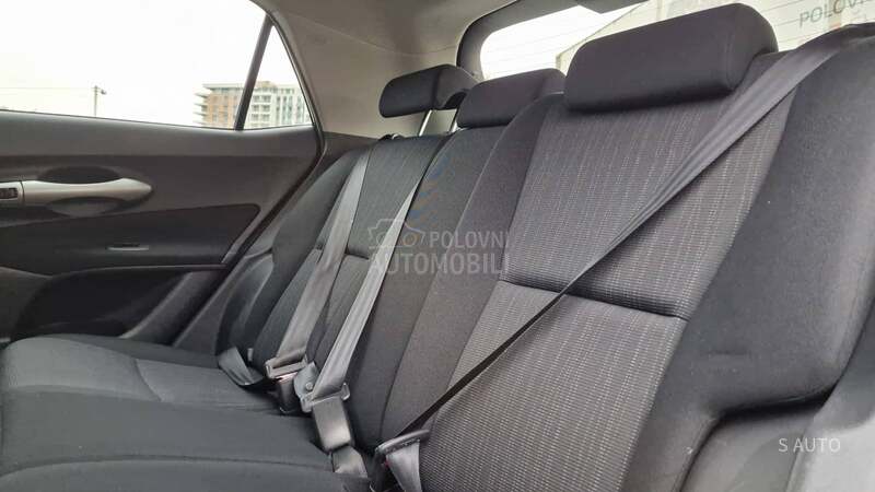 Toyota Auris KREDlTl BEZ UCESCA