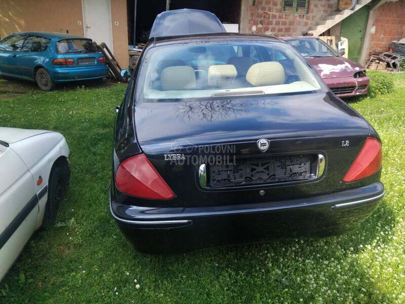 Lancia Lybra 
