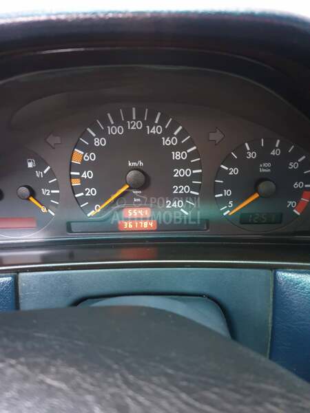 Mercedes Benz E 200 