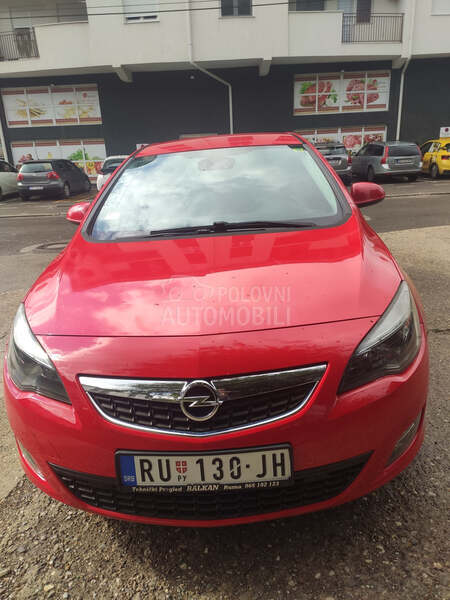 Opel Astra J 1,4 T