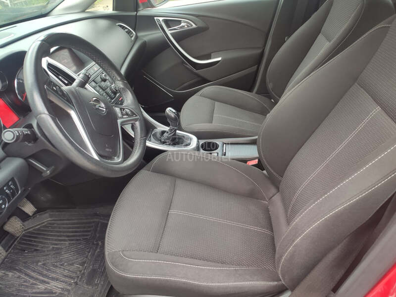 Opel Astra J 1,4 T