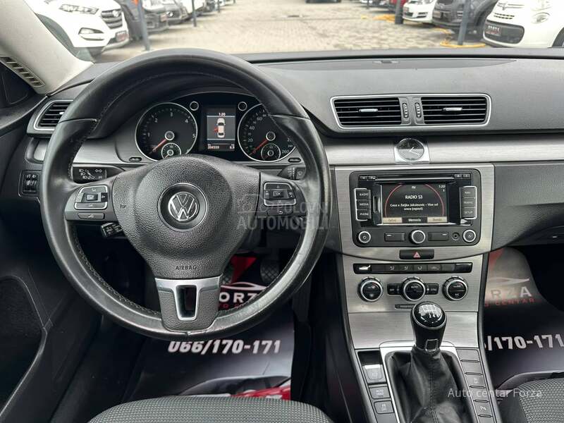 Volkswagen Passat B7 N A V I / N O V