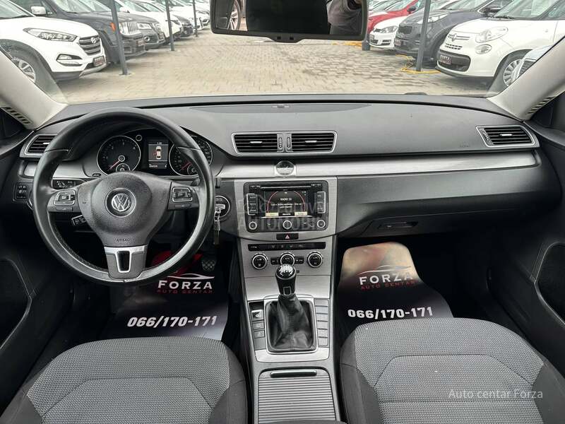Volkswagen Passat B7 N A V I / N O V