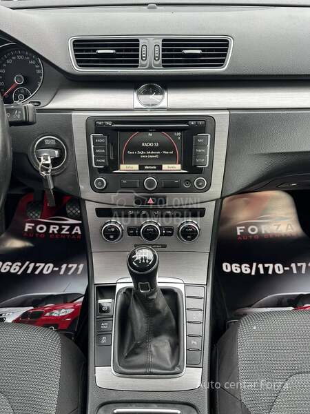 Volkswagen Passat B7 N A V I / N O V