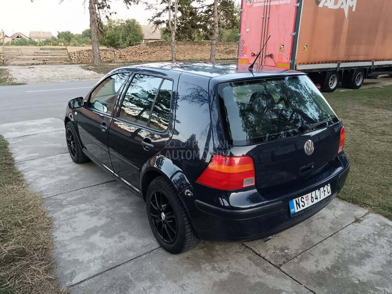 Volkswagen Golf 4 1.4