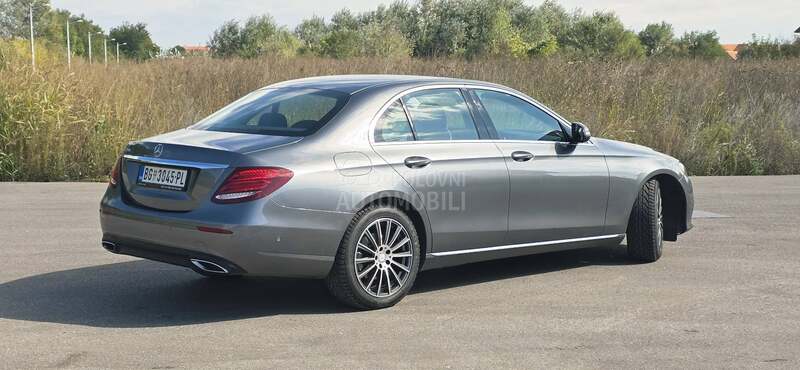Mercedes Benz E 220 E Clasa  Avangart