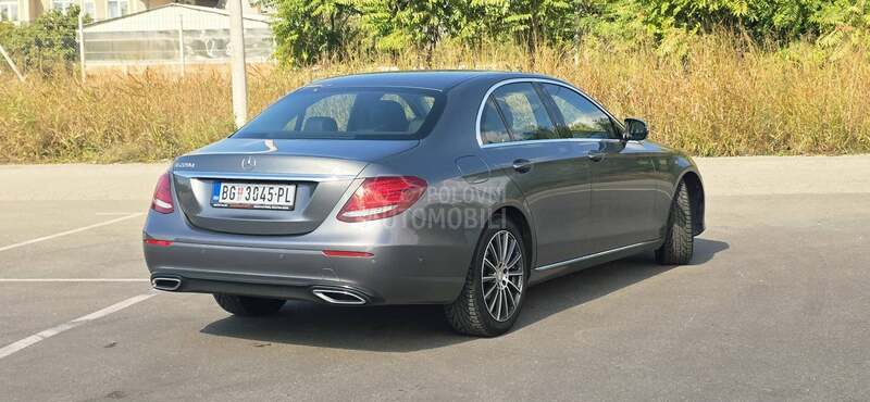 Mercedes Benz E 220 E Clasa  Avangart