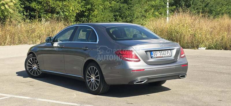 Mercedes Benz E 220 E Clasa  Avangart
