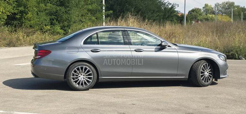 Mercedes Benz E 220 E Clasa  Avangart
