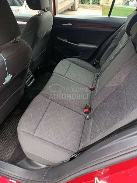 Volkswagen Golf 8 1.0 TSI