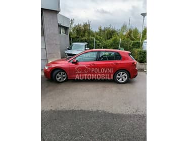 Volkswagen Golf 8 1.0 TSI