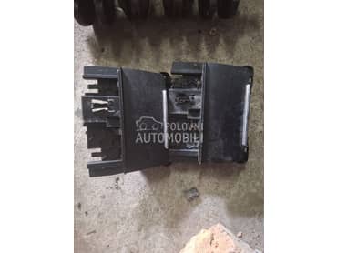 Pepeljara piksla za Audi A4, A5 od 2008. do 2012. god.