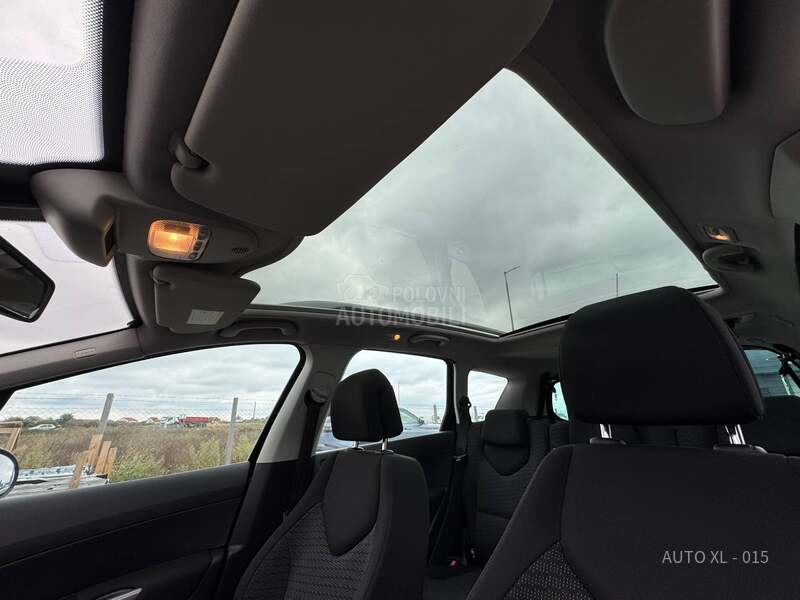 Peugeot 308 1.6 HDI / PANO